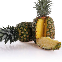 云南景洪红心火龙果新鲜水果红肉火龙果碰损包