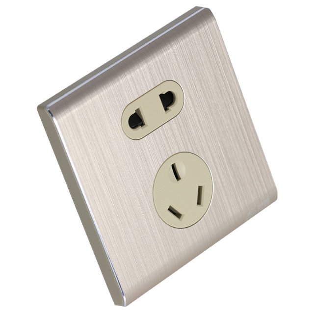 龙胜q7领锐 五孔插座二三孔插座墙壁开关插座